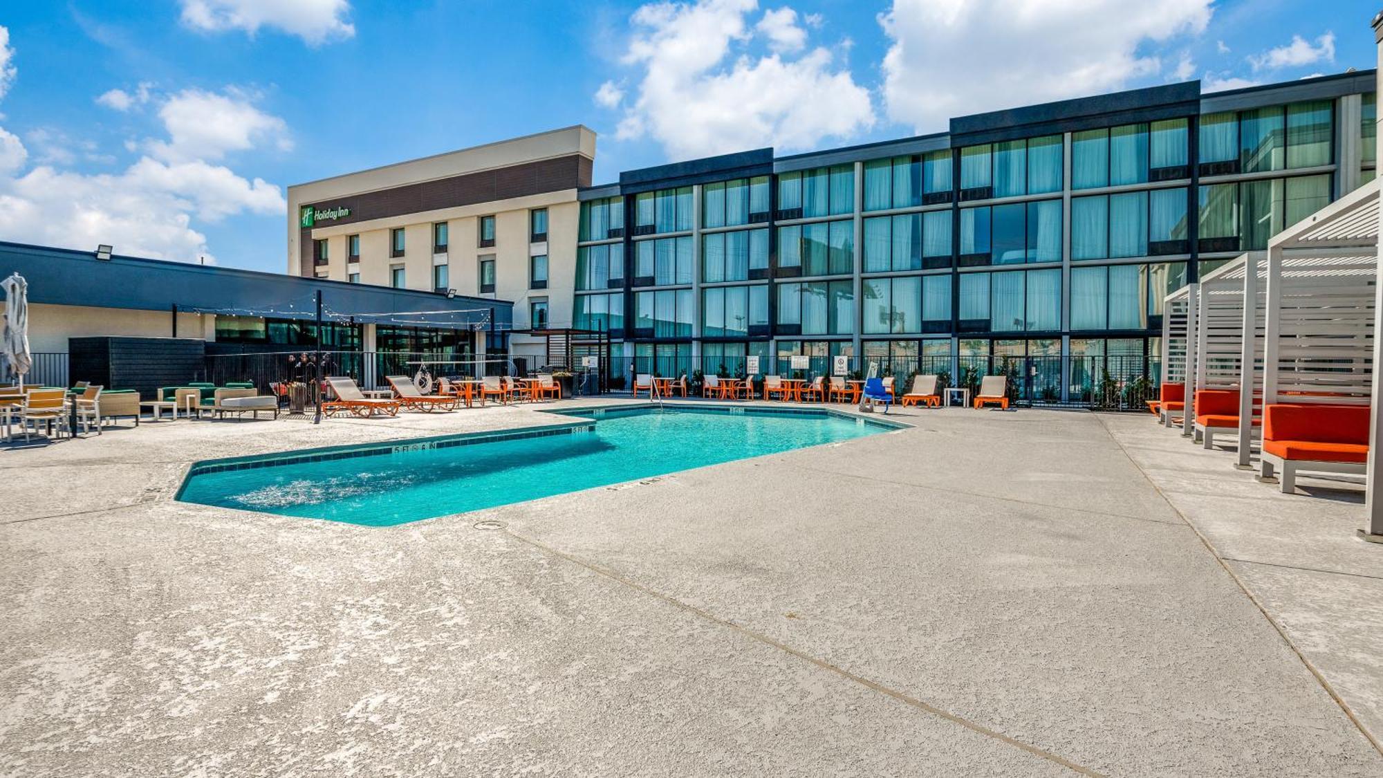 Staybridge Suites Dallas Market Ctr Love Field, An Ihg Hotel Exterior photo