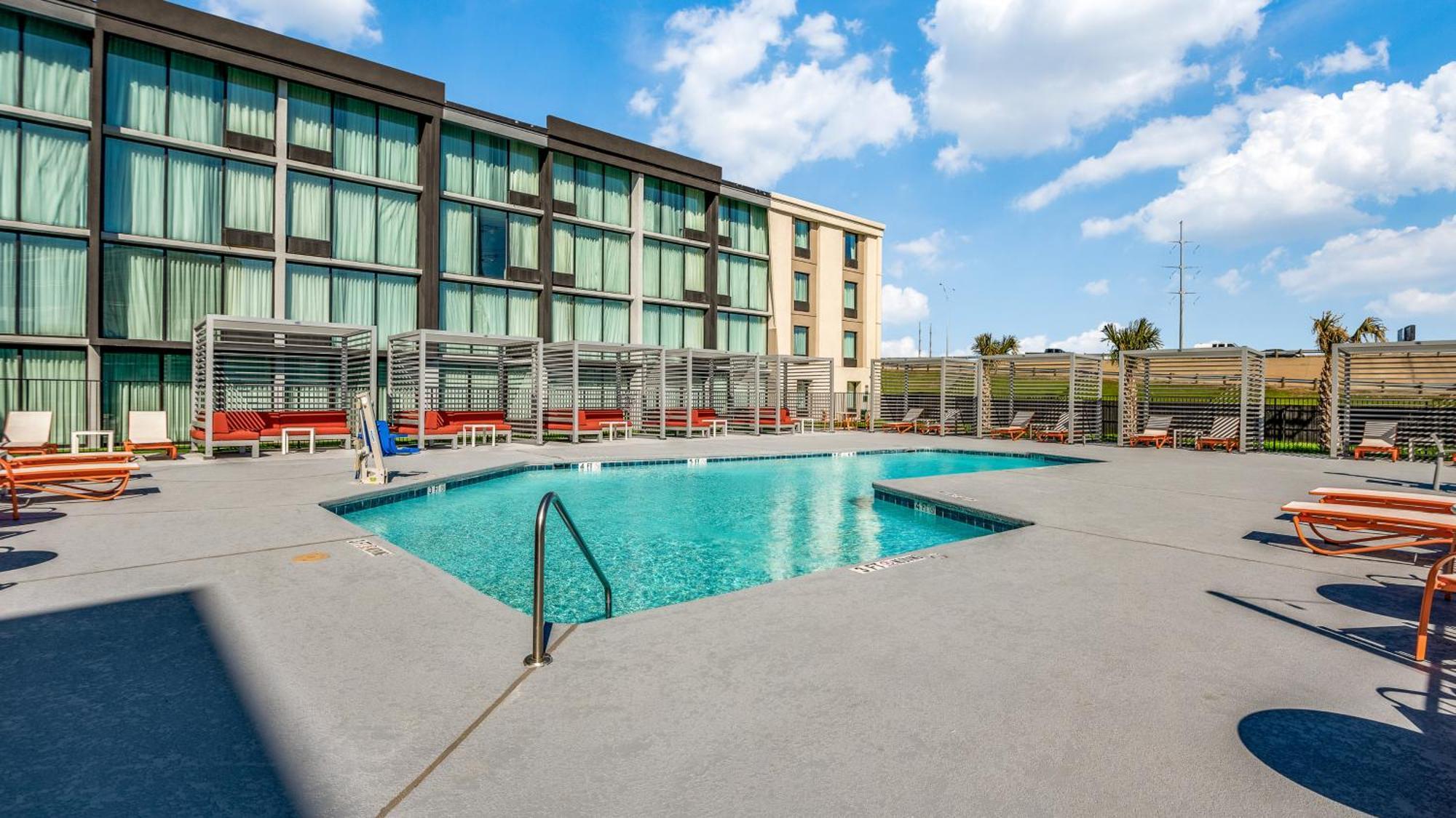 Staybridge Suites Dallas Market Ctr Love Field, An Ihg Hotel Exterior photo