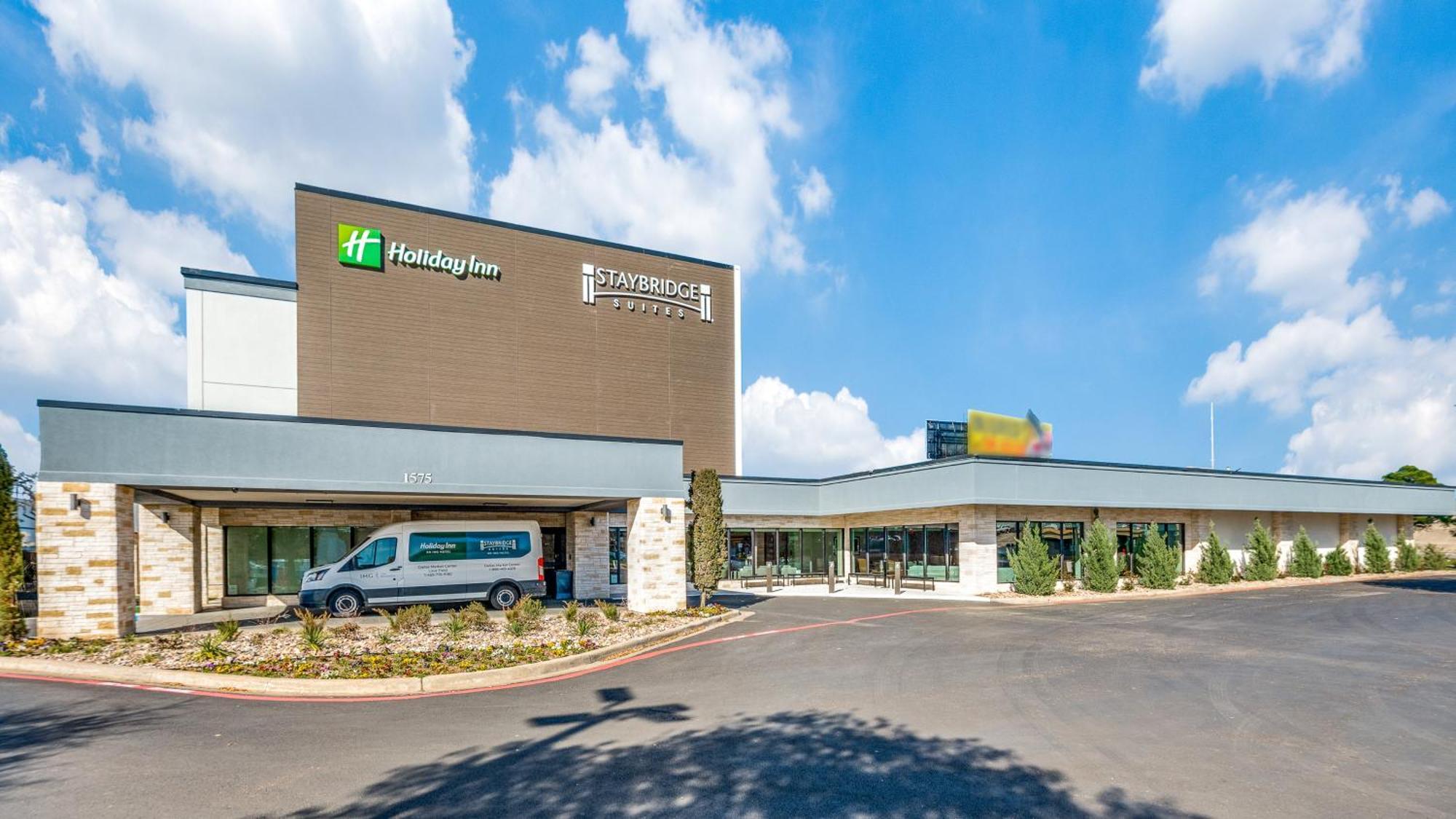 Staybridge Suites Dallas Market Ctr Love Field, An Ihg Hotel Exterior photo